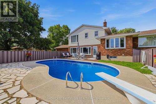 10 Moore Avenue, Aylmer, ON 