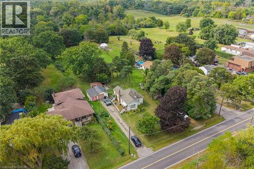 Expansive treed lot with lush green landscaping - 1412 Old York Road, Burlington, ON 