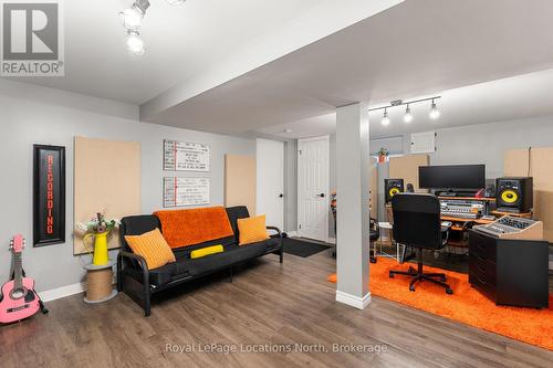 Bonus Office Space - 142 Campbell Street, Collingwood, ON 