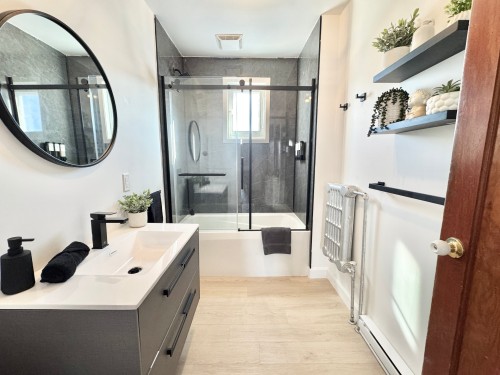 Salle de bains - 760  - 764 Av. Royale, Québec (Beauport), QC 