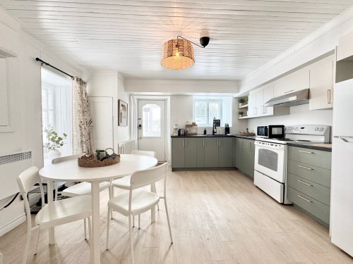 Salle à manger - 760  - 764 Av. Royale, Québec (Beauport), QC 