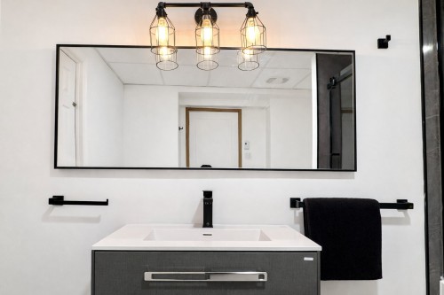Salle de bains - 760  - 764 Av. Royale, Québec (Beauport), QC 