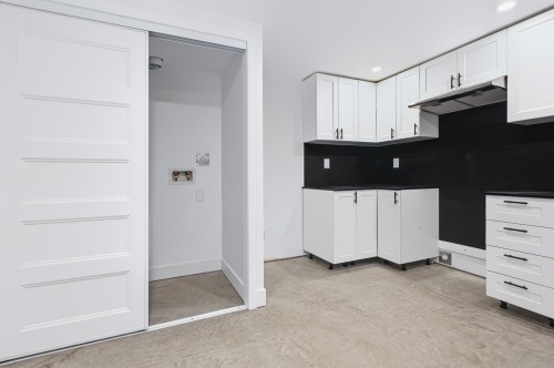 6978 Av. de Chester , Montréal (Côte-des-Neiges/Notre-Dame-de-Grâce), QC H4V 1K8 4