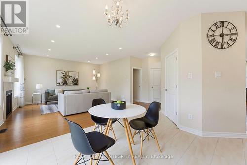 127 Hickstead Way, Ottawa, ON 