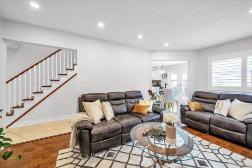 3 Griffen Place, Whitby, ON 
