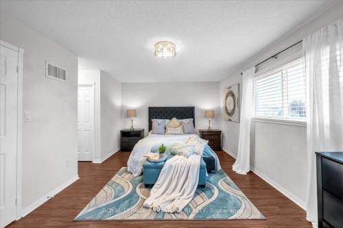 3 Griffen Place, Whitby, ON 
