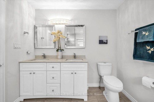 3 Griffen Place, Whitby, ON 