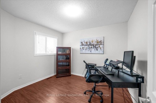 3 Griffen Place, Whitby, ON 