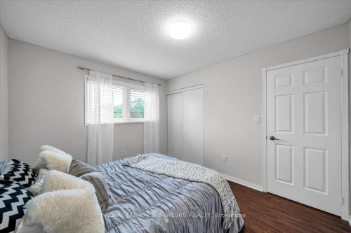3 Griffen Place, Whitby, ON 