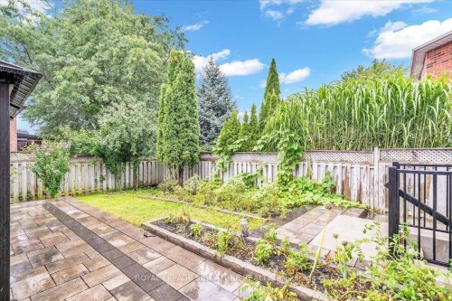 3 Griffen Place, Whitby, ON 