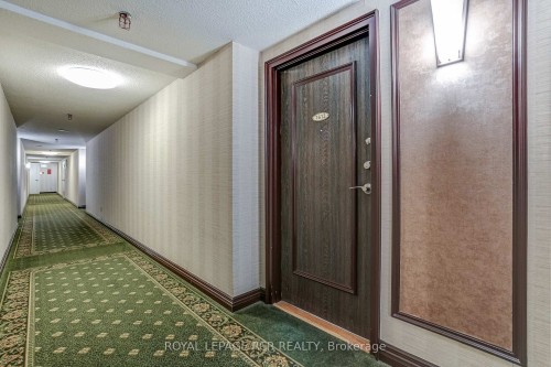 1612-8111 Yonge Street, Markham, ON 