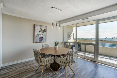 1612-8111 Yonge Street, Markham, ON 