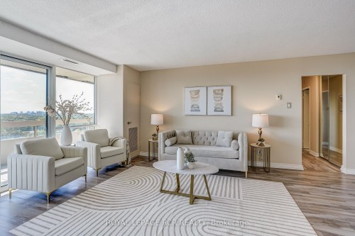 1612-8111 Yonge Street, Markham, ON 