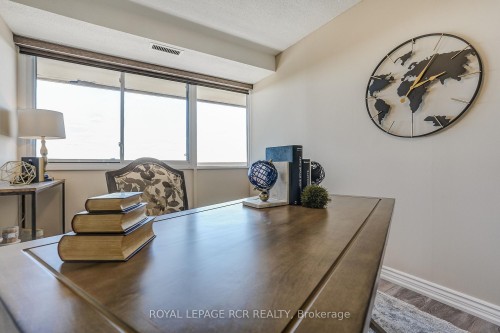 1612-8111 Yonge Street, Markham, ON 