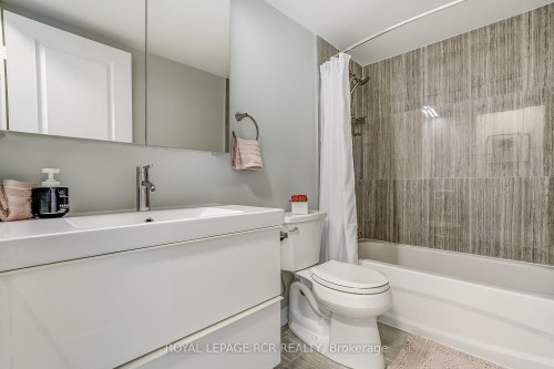 1612-8111 Yonge Street, Markham, ON 