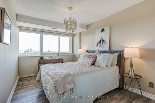 1612-8111 Yonge Street, Markham, ON 