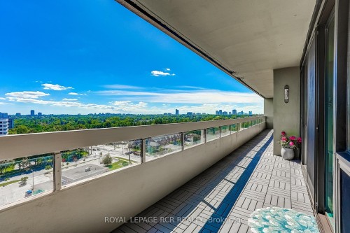 1612-8111 Yonge Street, Markham, ON 