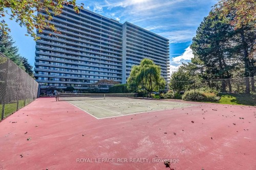 1612-8111 Yonge Street, Markham, ON 