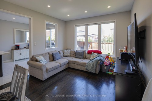 1832 Misthollow Drive, Pickering, ON 