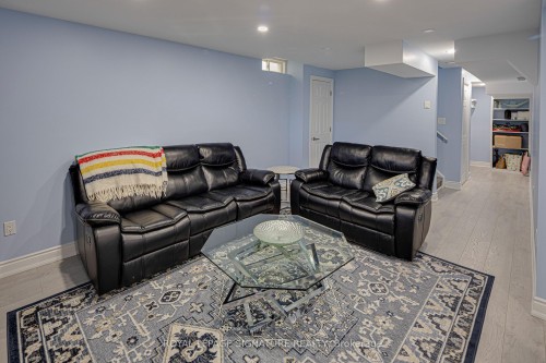 1832 Misthollow Drive, Pickering, ON 