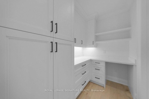 92 Howard Road, Newmarket, ON 