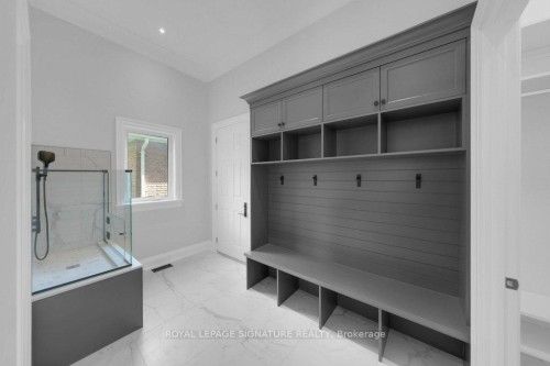 92 Howard Road, Newmarket, ON 