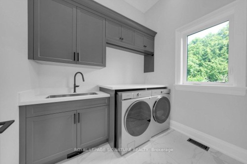 92 Howard Road, Newmarket, ON 