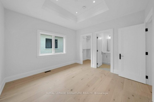 92 Howard Road, Newmarket, ON 