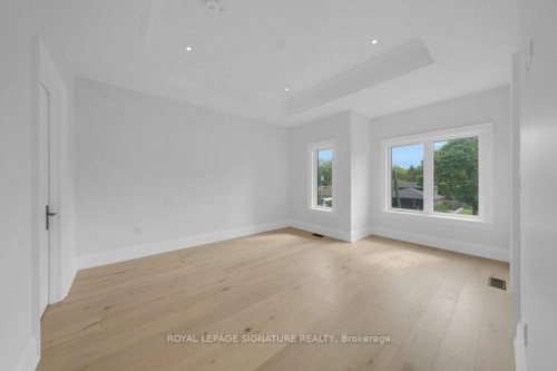 92 Howard Road, Newmarket, ON 