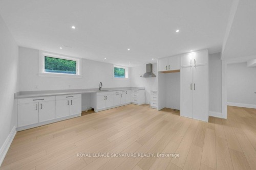 92 Howard Road, Newmarket, ON 