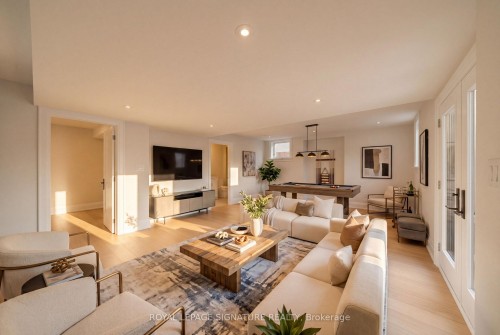 92 Howard Road, Newmarket, ON 