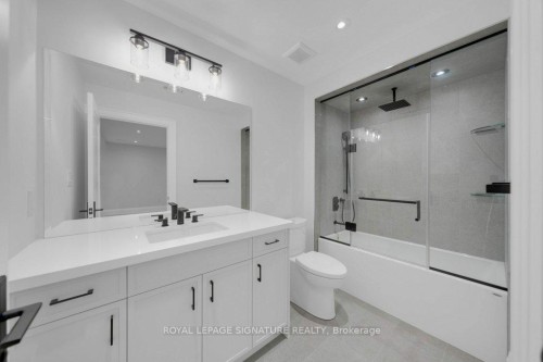 92 Howard Road, Newmarket, ON 