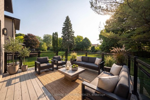92 Howard Road, Newmarket, ON 