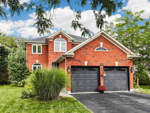 81 Pinnacle Trail, Aurora, ON 