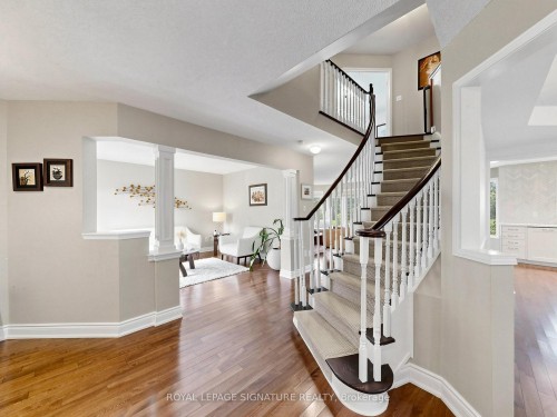 81 Pinnacle Trail, Aurora, ON 