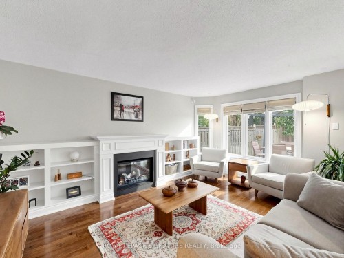 81 Pinnacle Trail, Aurora, ON 