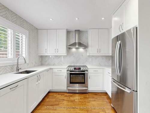81 Pinnacle Trail, Aurora, ON 