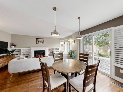 81 Pinnacle Trail, Aurora, ON 