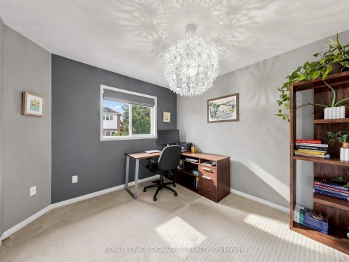 81 Pinnacle Trail, Aurora, ON 
