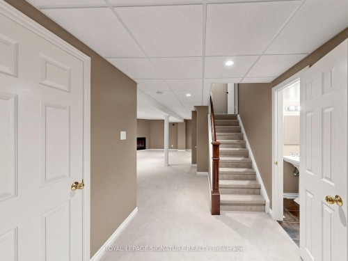 81 Pinnacle Trail, Aurora, ON 