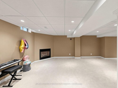 81 Pinnacle Trail, Aurora, ON 