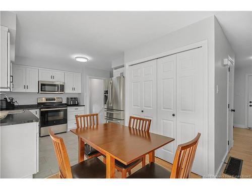 22 Park Hill Dr, Saint John, NB 