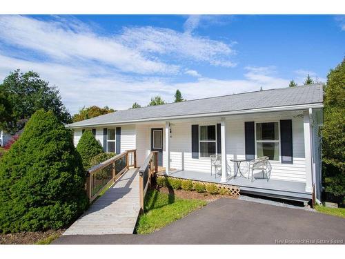135 Vincent Rd, Quispamsis, NB 