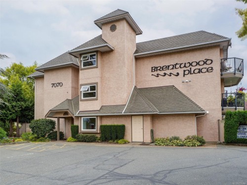 #202-7070 West Saanich Rd  Central Saanich, BC V8M 1P5