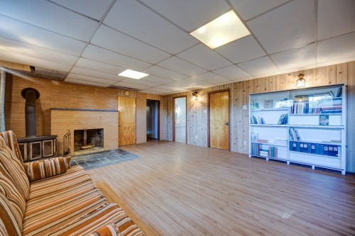 Salle familiale - 900 Ch. St-Jacques, Crabtree, QC 