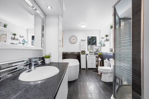 Salle de bains - 356 Rue Sauriol, Saint-Eustache, QC 