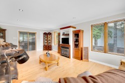 Salon - 