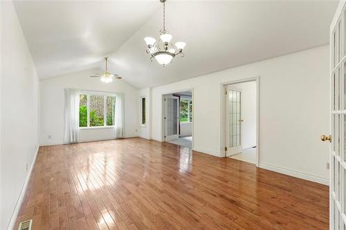 50 Cedar Ave, Garson, MB 