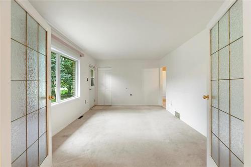 50 Cedar Ave, Garson, MB 