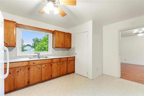 50 Cedar Ave, Garson, MB 